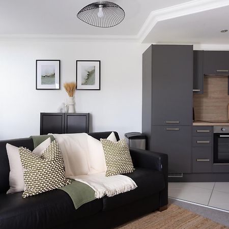 London Mews, Modern Apartment - Sleeps 4 Йорк Екстер'єр фото
